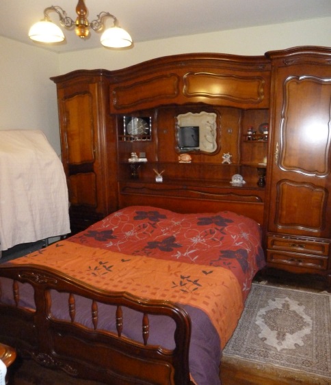 le coudray bedroom