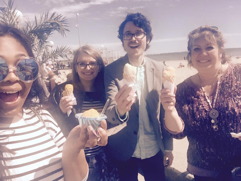 eating ice cream in la grande motte