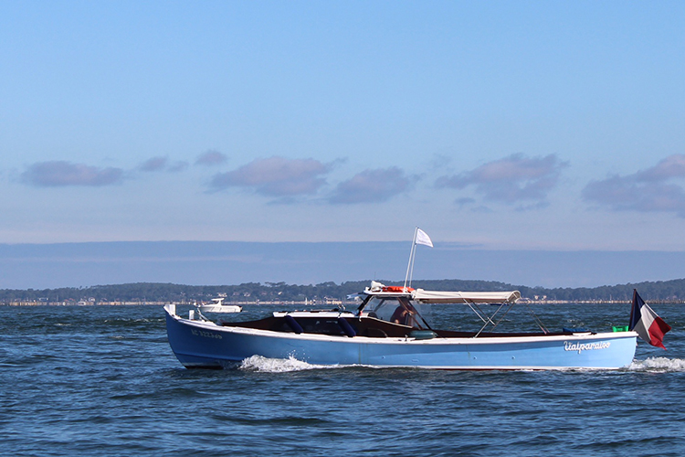 boat in france-autumnlee